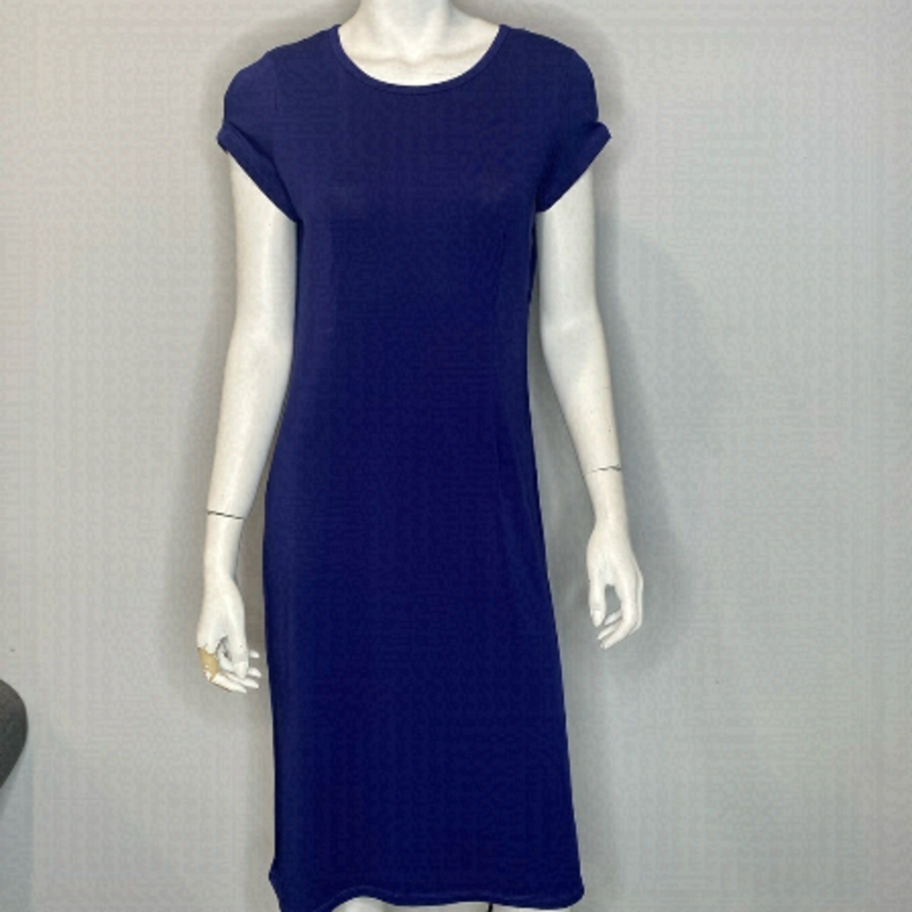 MR. Max Dress Single button back Keyhole Cap